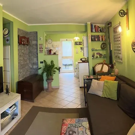 Le Rose , Relax In Casolare Del 1700 Apartman Sarzana